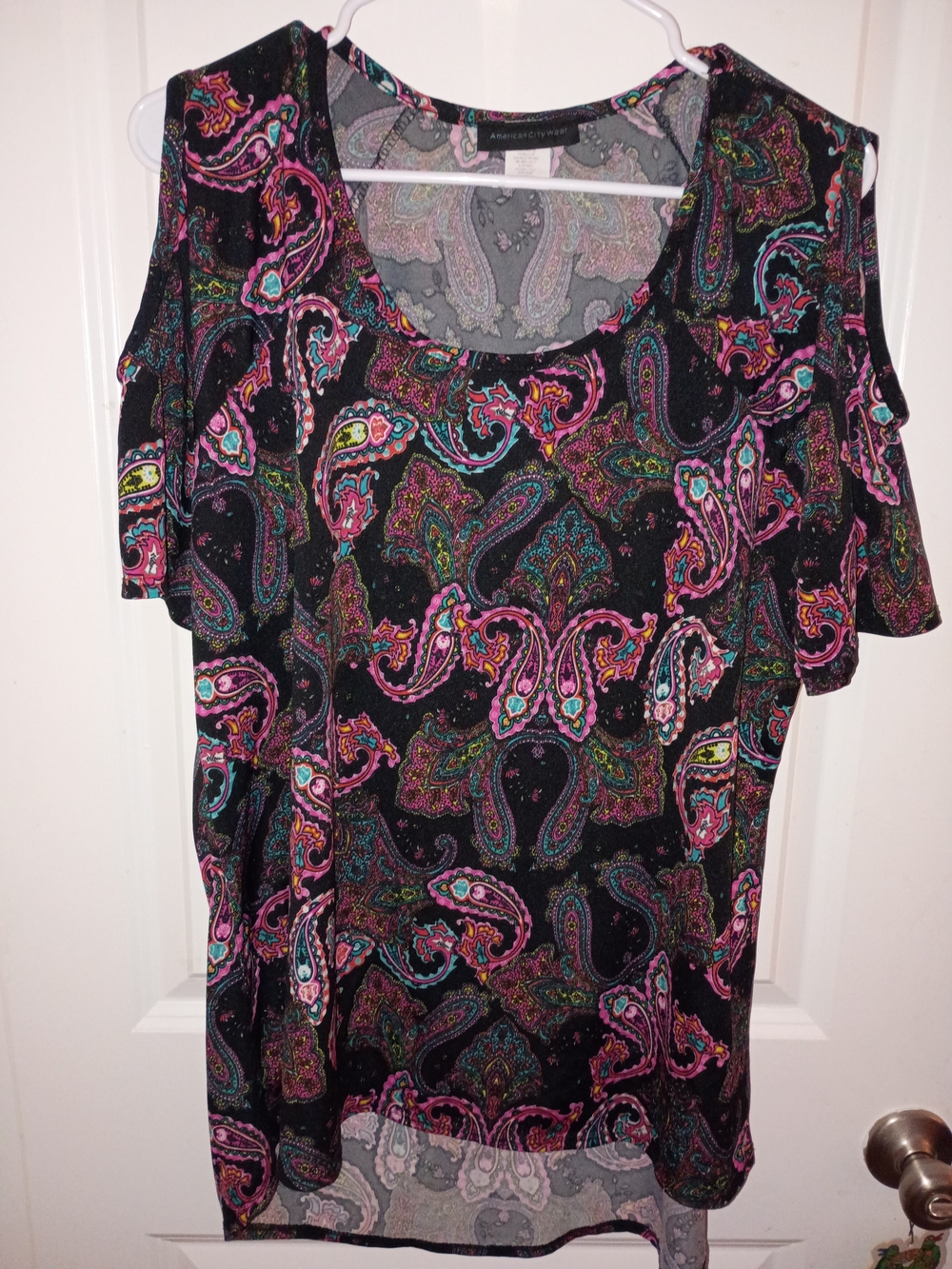 American City Wear Black Paisley Cold-Shoulder Blouse